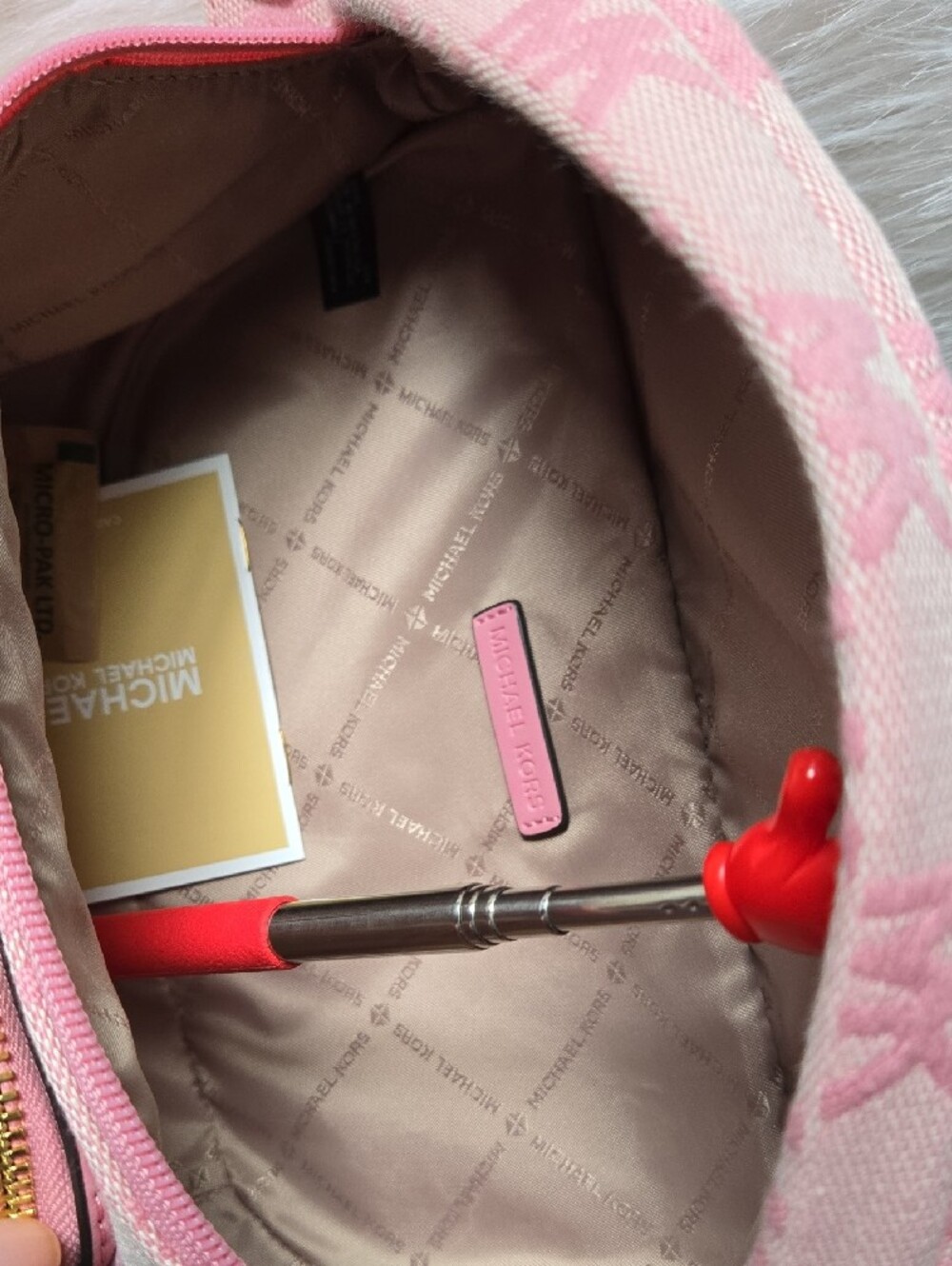 Michael Kors Pink Logo Crossbody Belt Bag with Gold Hardware - Picture 8 of 13
